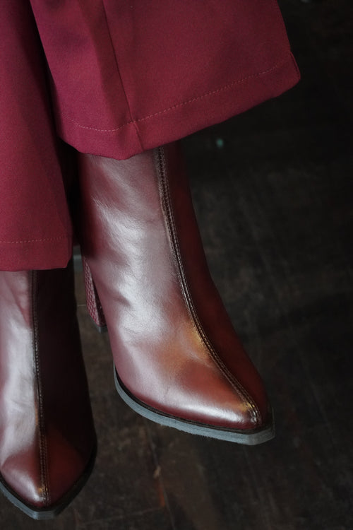 COSTURA BOOTS