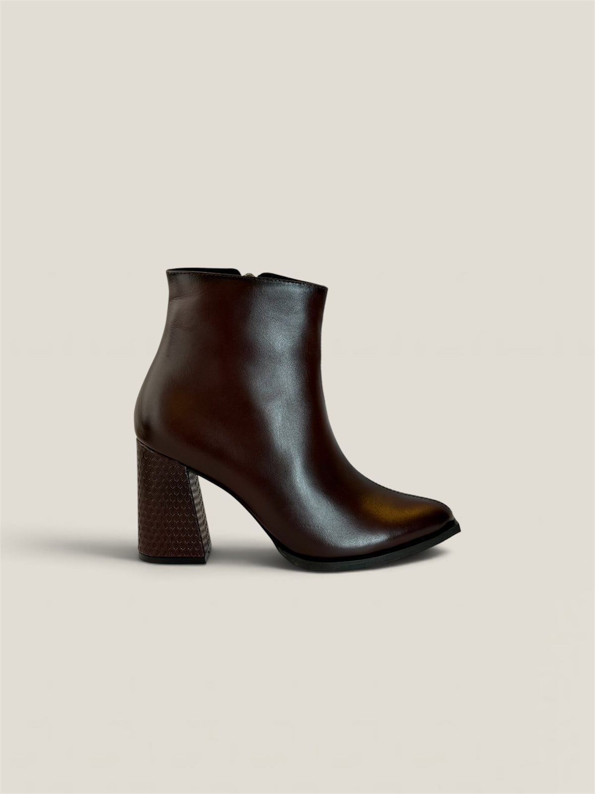 COSTURA BURGUNDY BOOTS
