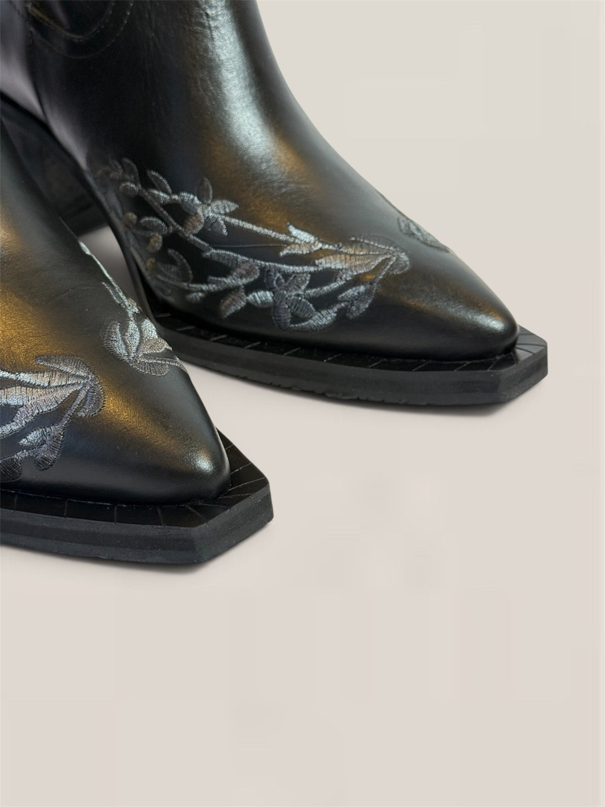 BOREAL BLACK BOOTS